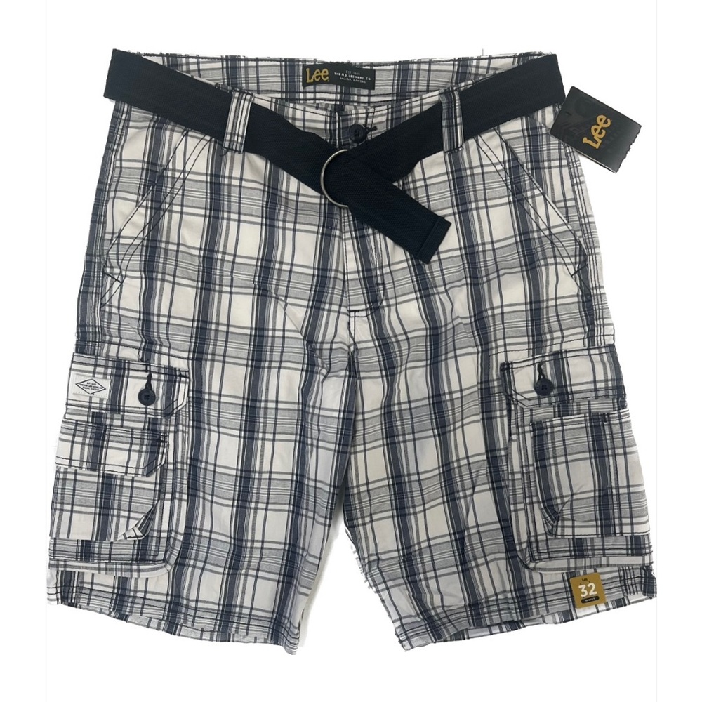 Men’s size 32 plaid shorts